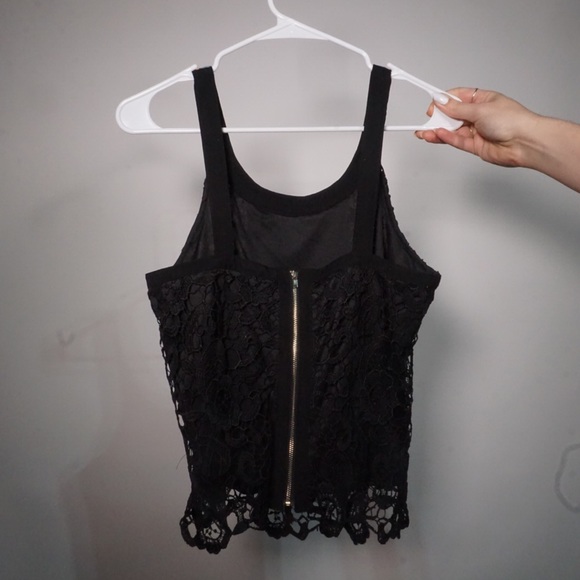 Embroidered Tank Top - Picture 5 of 5